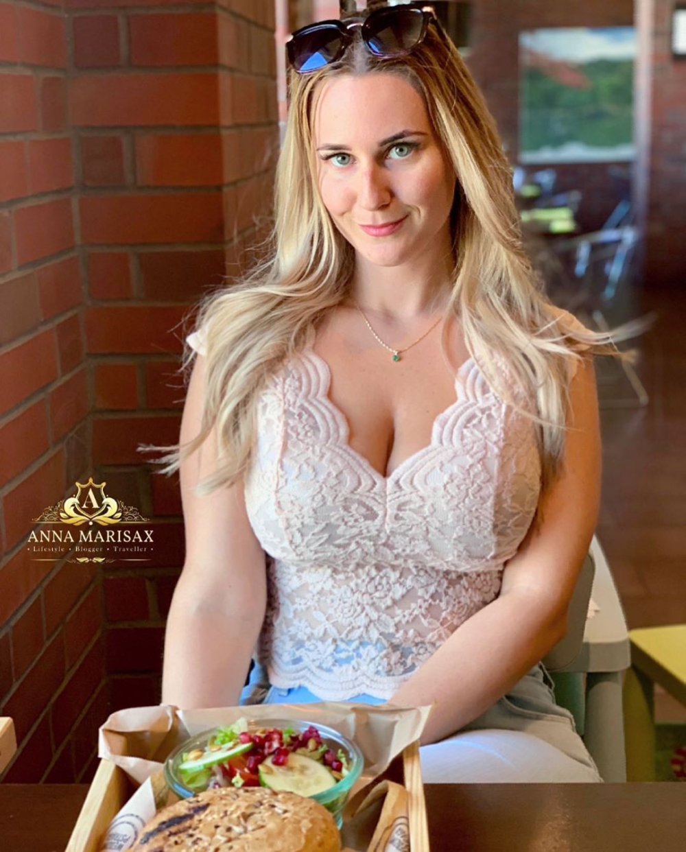 Anna Marisax