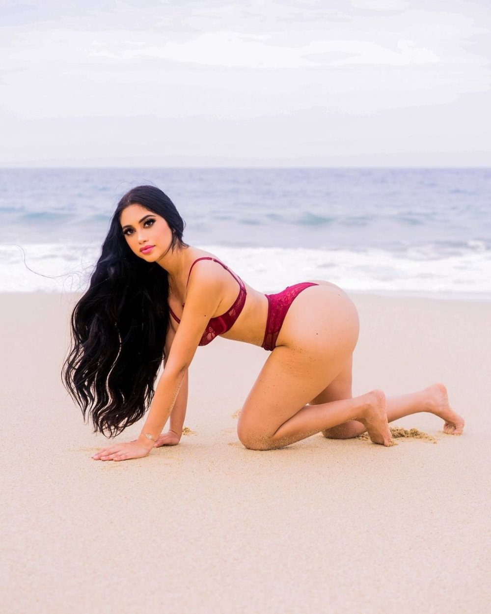 Jailyne OJeda 2018