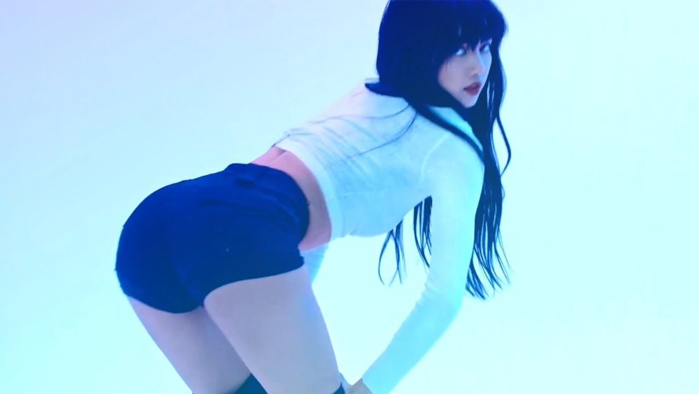 Lalisa Manoban in underwear