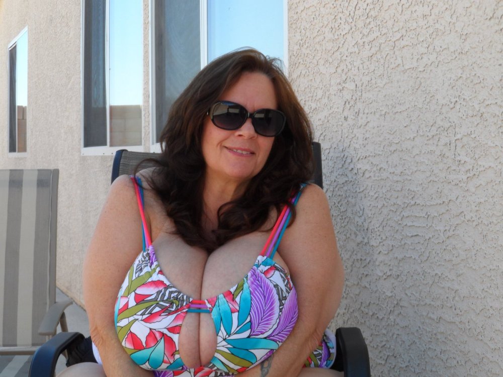 Elderly women with huge tits