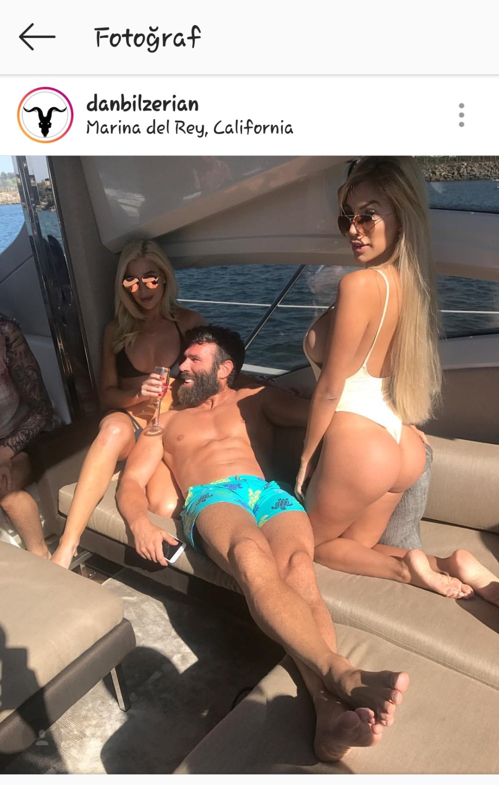 Dan Bilzerian and his girls