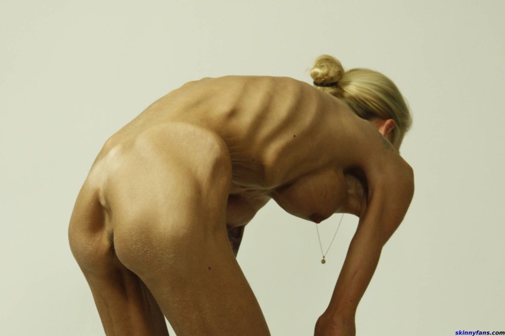 Anorexic girl XXX
