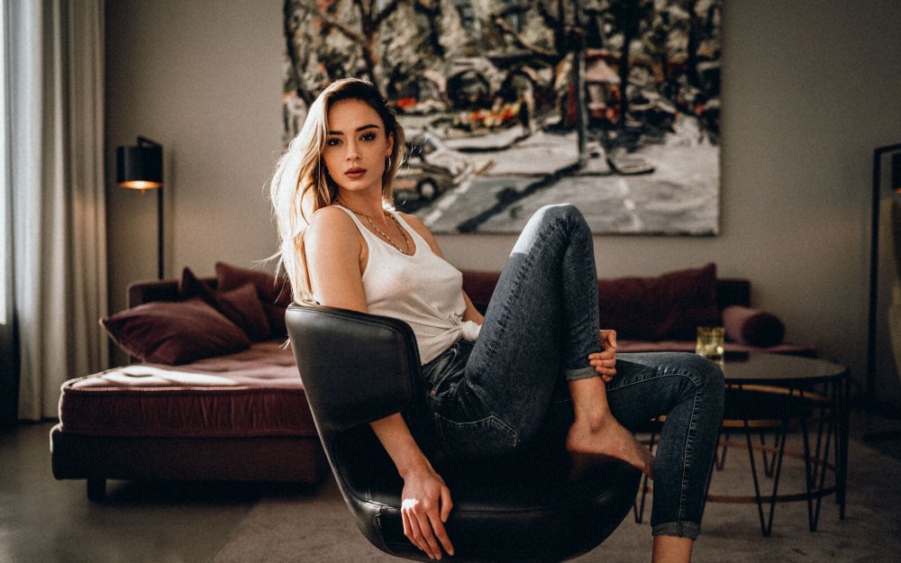 Cornelia Groeshel Hot