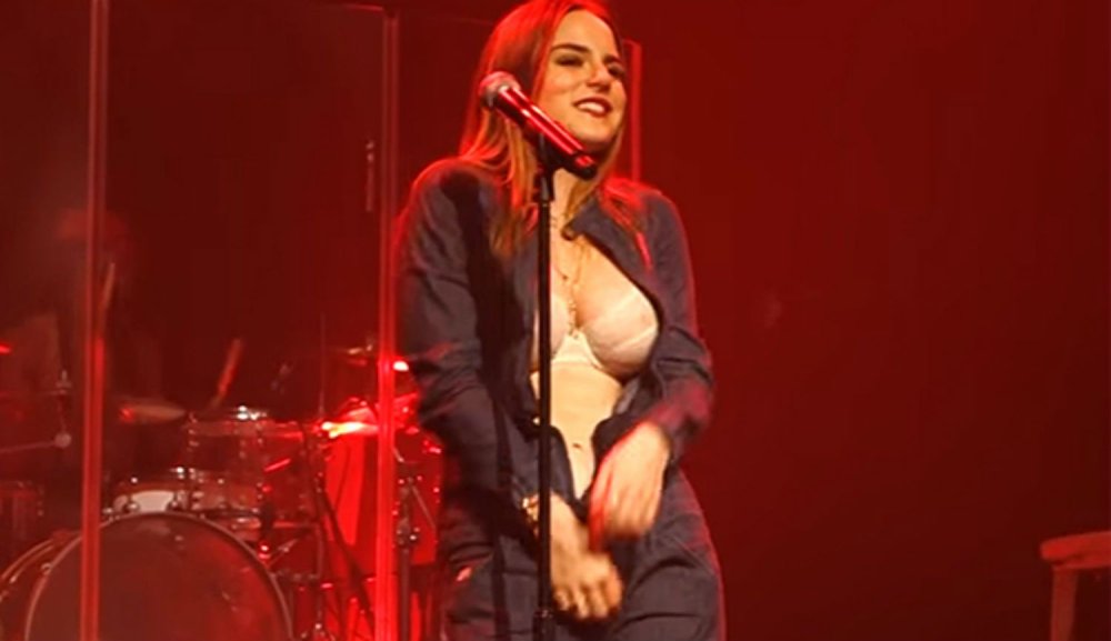 Singer tove lo naked breasts
