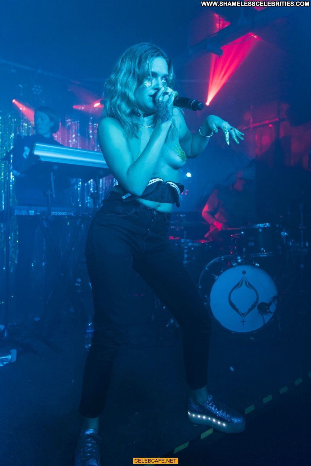 Tove LO Urgant