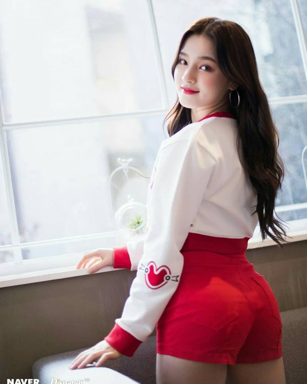 Nancy Momoland hot photos