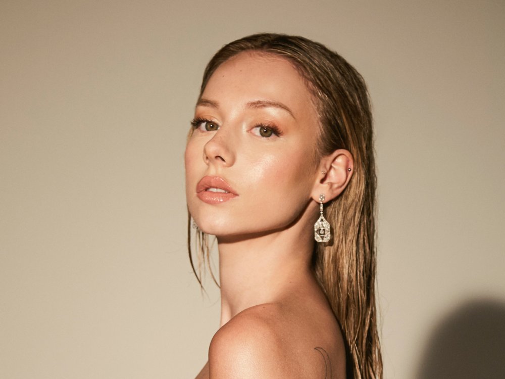 Esther Exposito