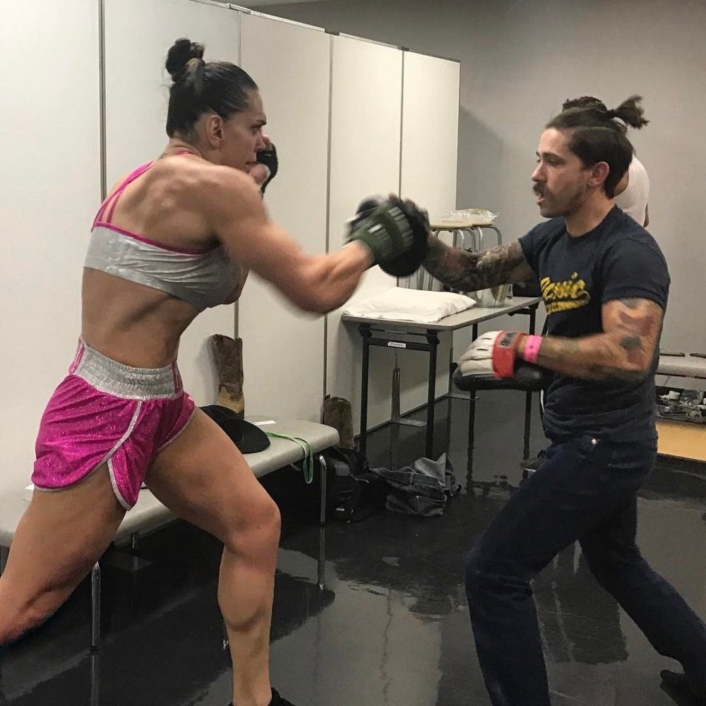 Gabi Garcia fighter