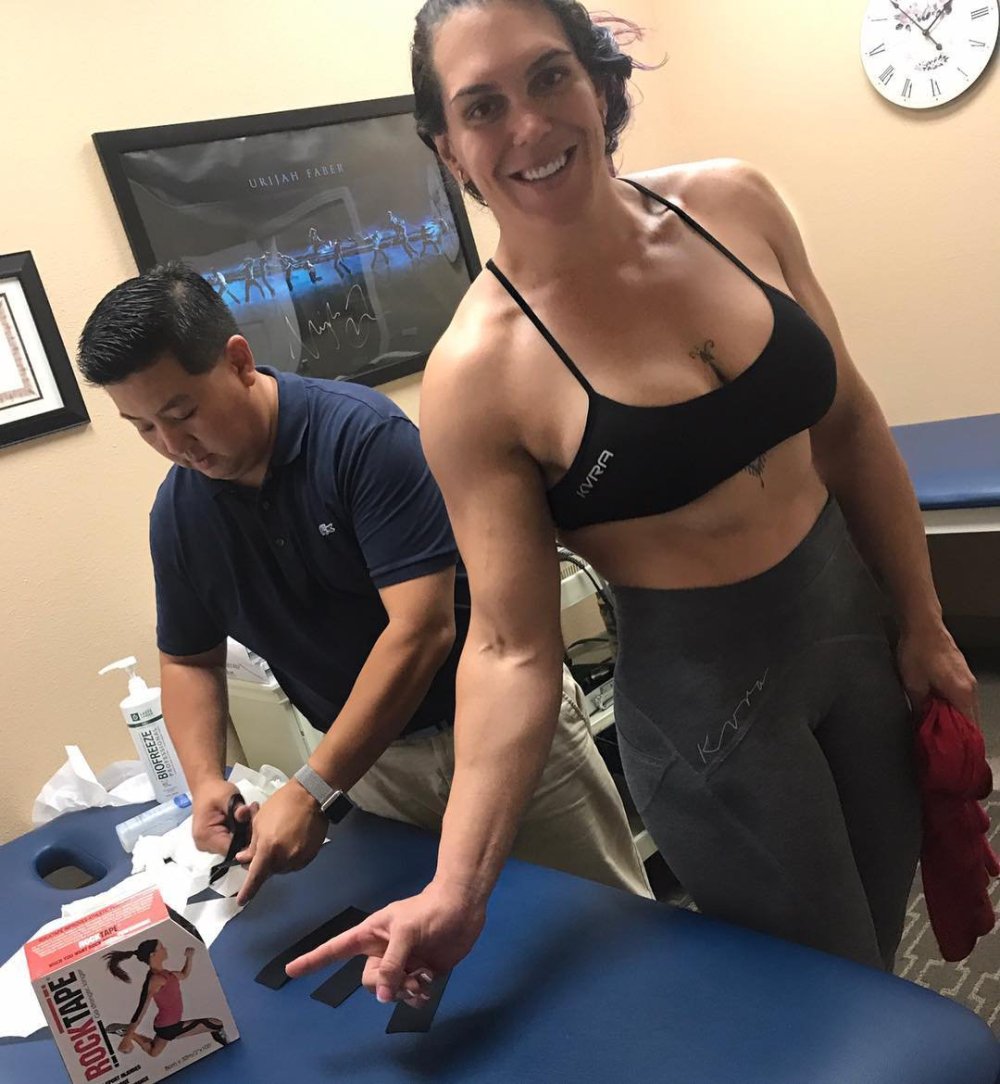 Gabi Garcia fighter