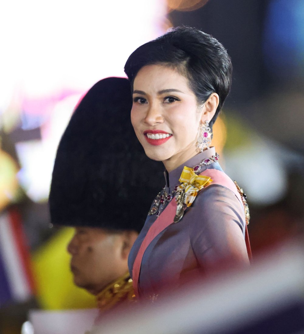 Sineenat wongvajirapakdi