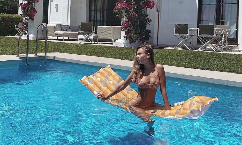 Esther Esposito Elite