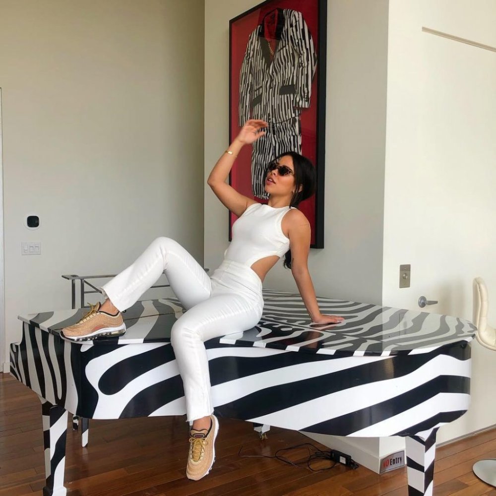 Mady Gio Addict Big Tits