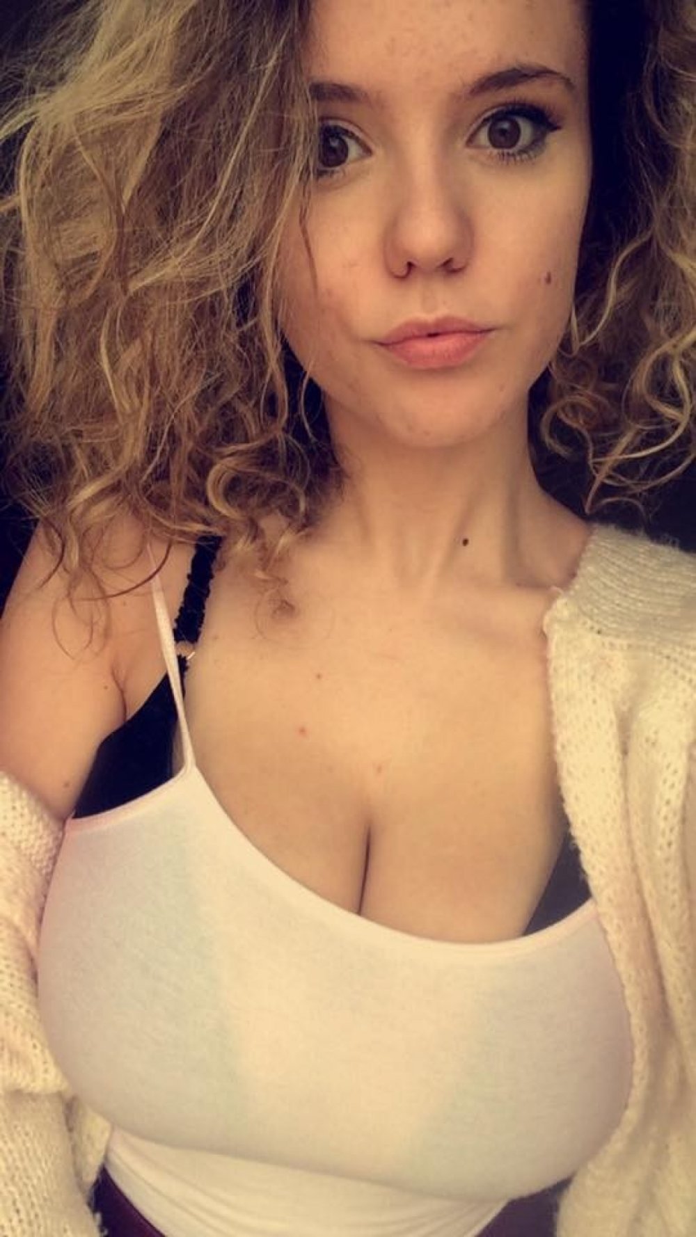 Laura Earnesty
