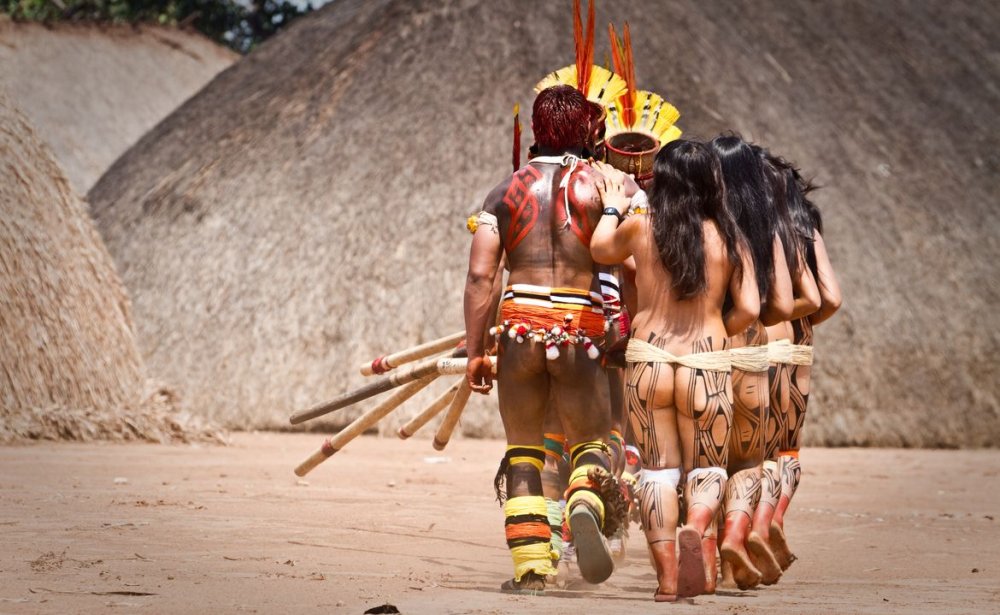 Naked women of the Amazonic tribes