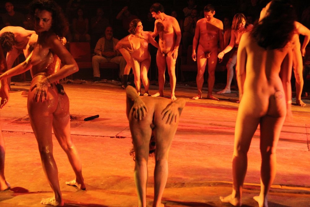 Naked actresses on the stage of the theater