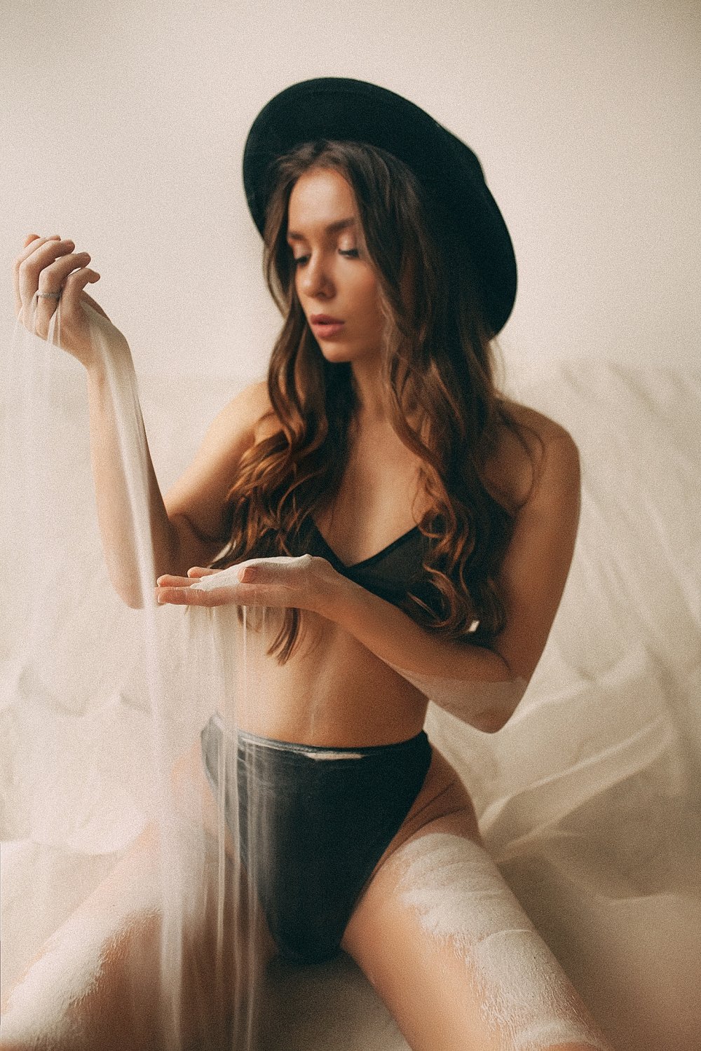 Polina Azarova playboy