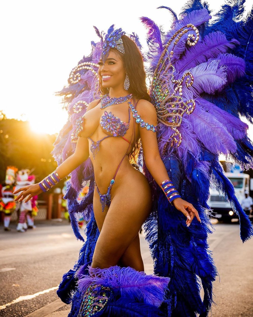 Viviana Castro Naked on the Carnival