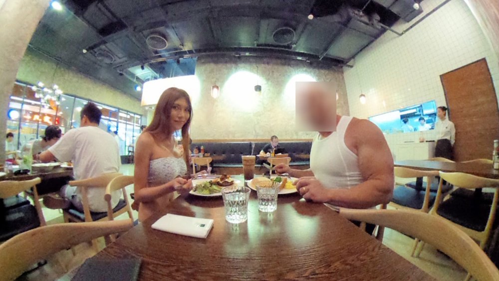 Naomi Wu to implants