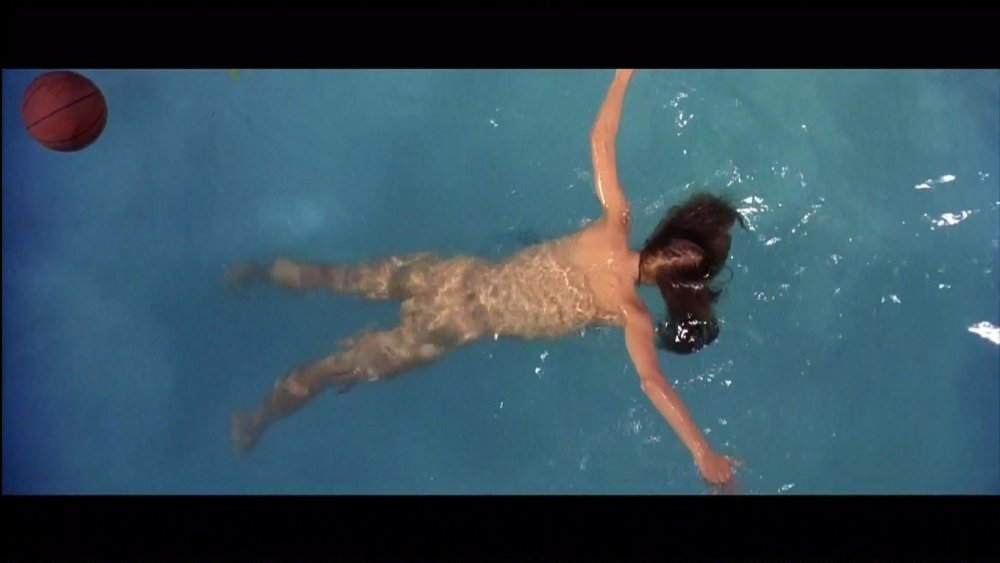 Girls from the clip. Alesso Falling