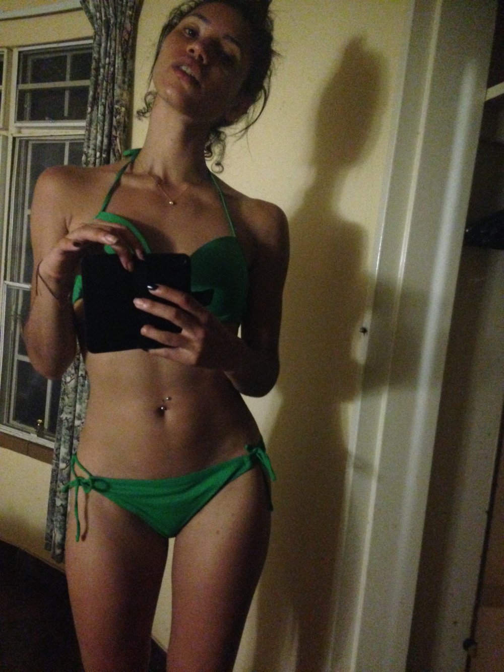 Courtney Hope Hot