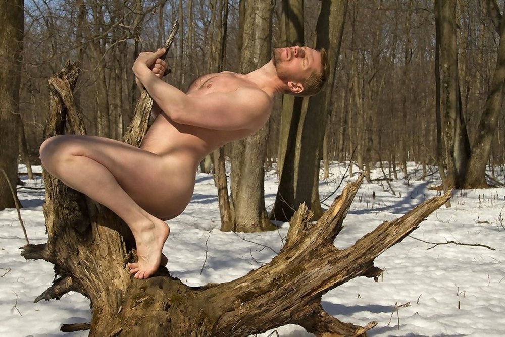 Many young naked guys