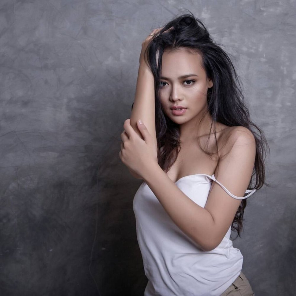 Artis Bugil 2020