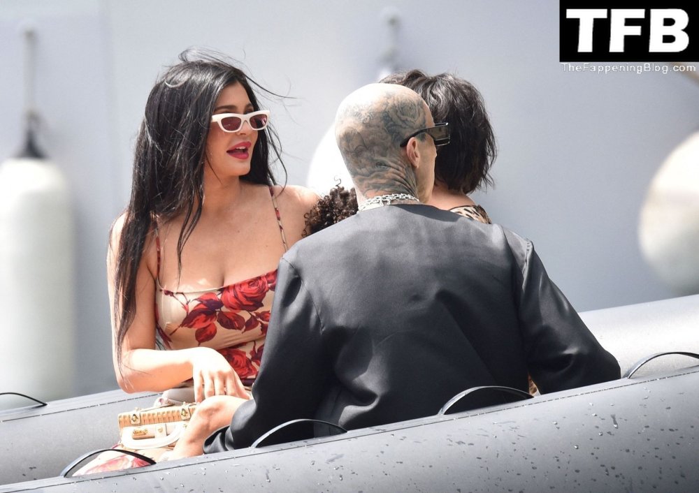 Kendall Kardashian priest