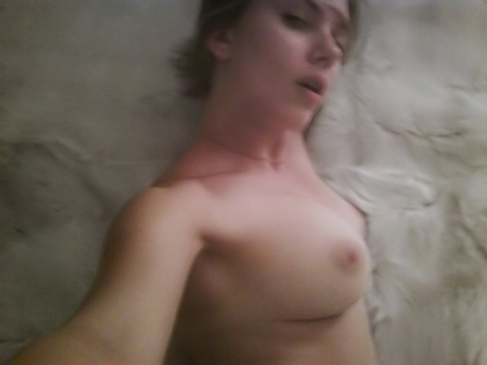 Scarlett Johansson Naked