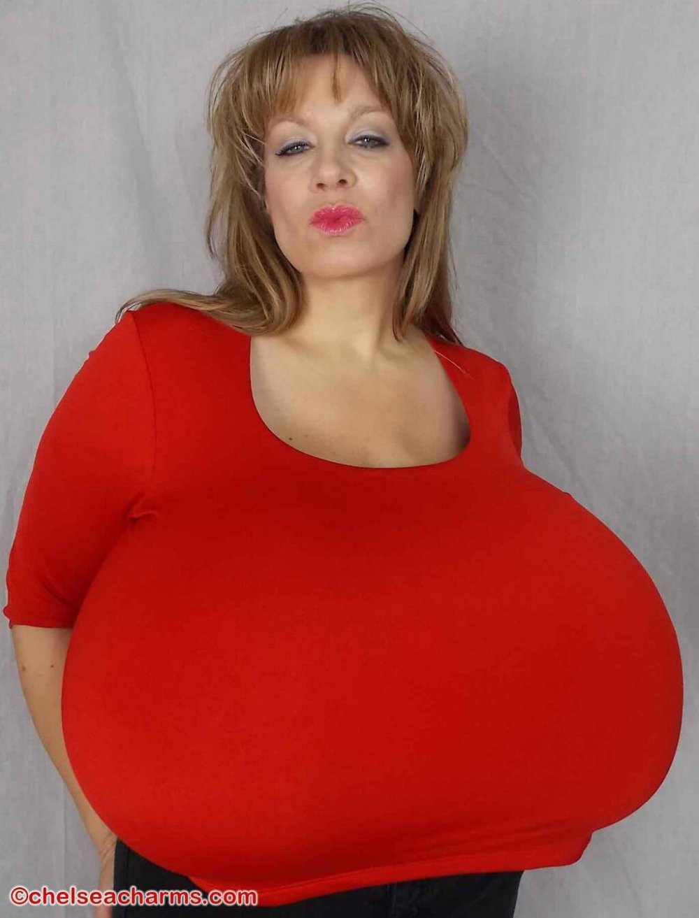 Chelsea Charms and Mira Hills