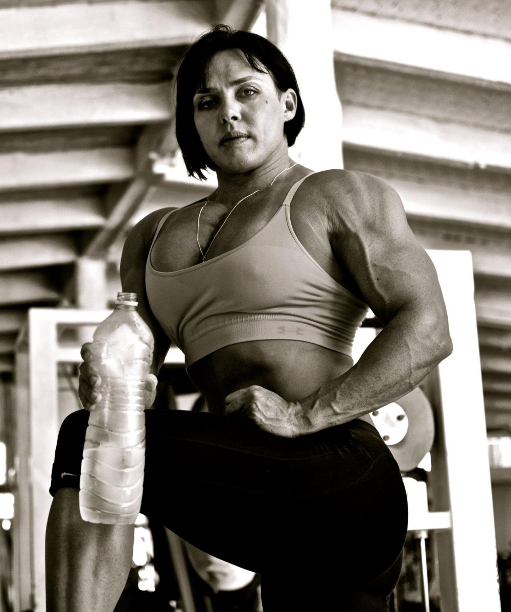Bodybuilder Rene Campbell Naked