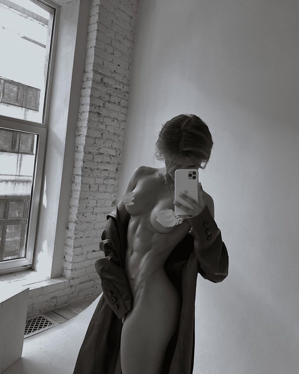 Model Nastya Mironova naked