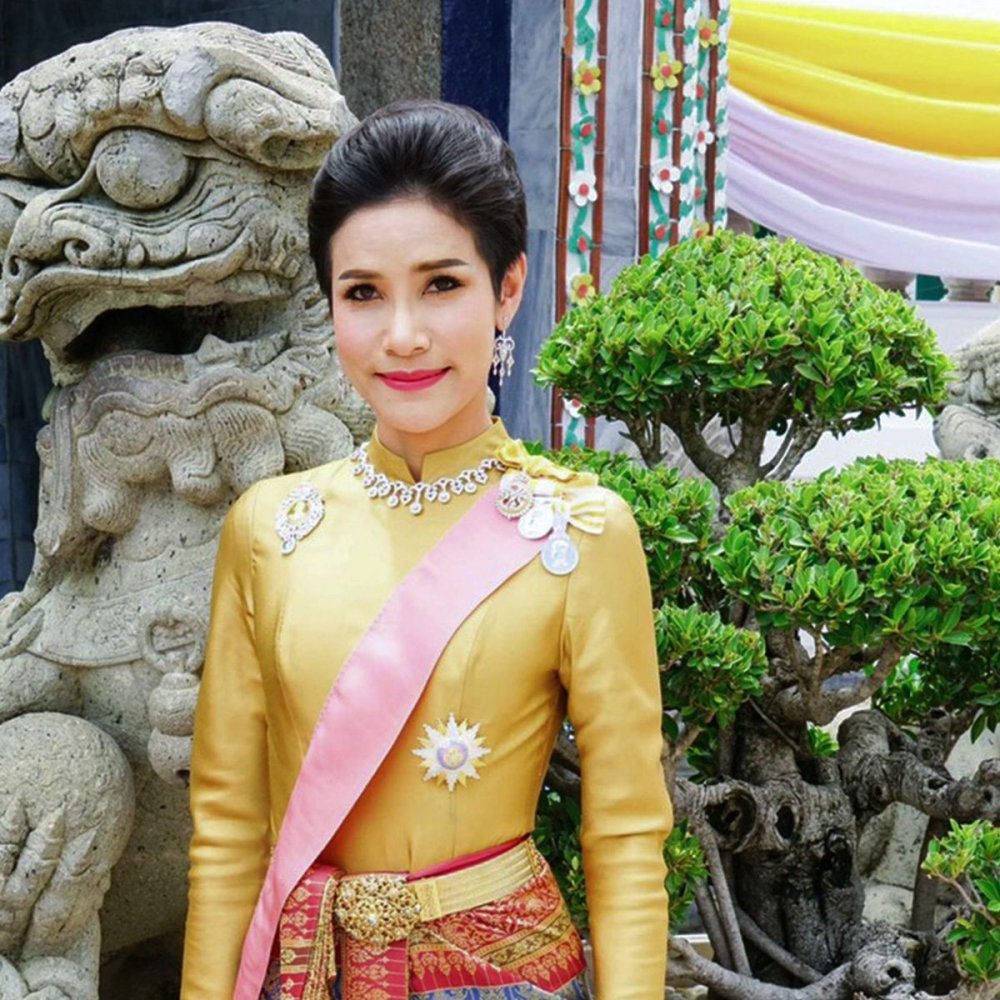 Sineenat wongvajirapakdi