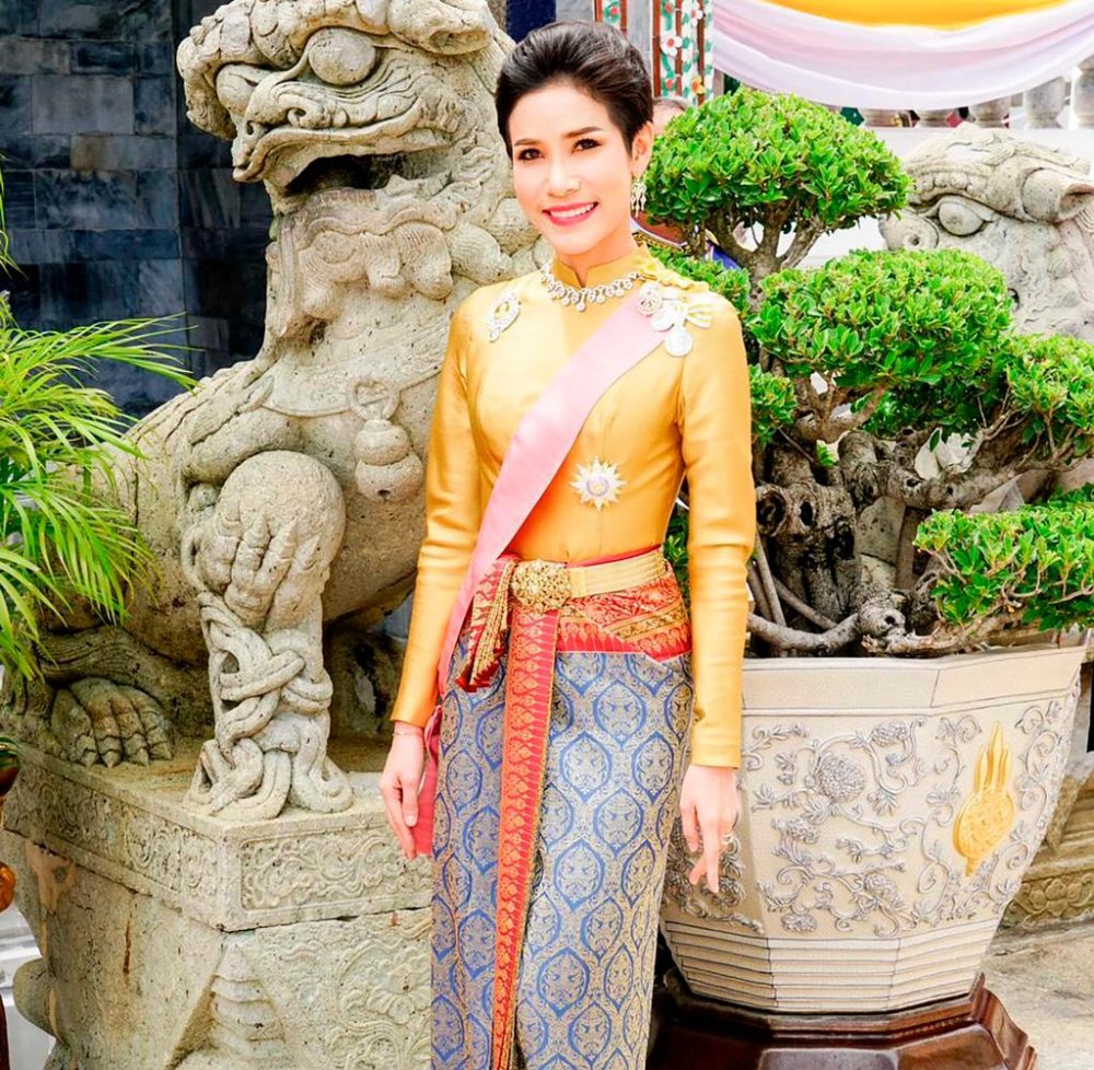 Sineenat wongvajirapakdi