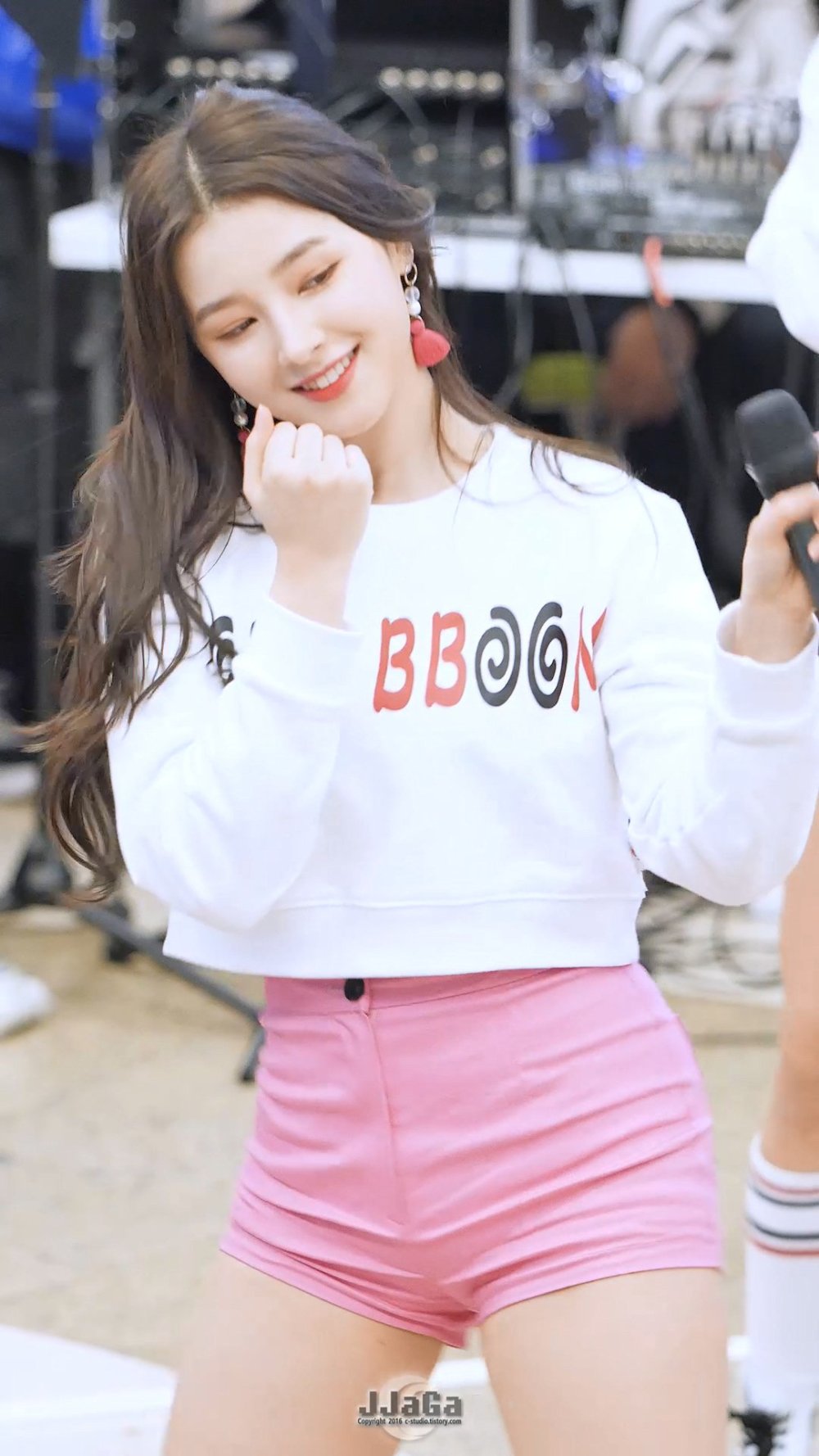 Nancy from Momoland