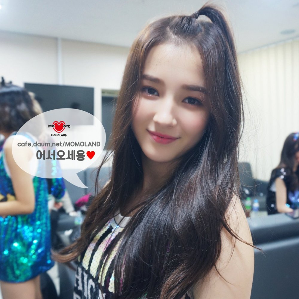 ENU MOMOLAND Short