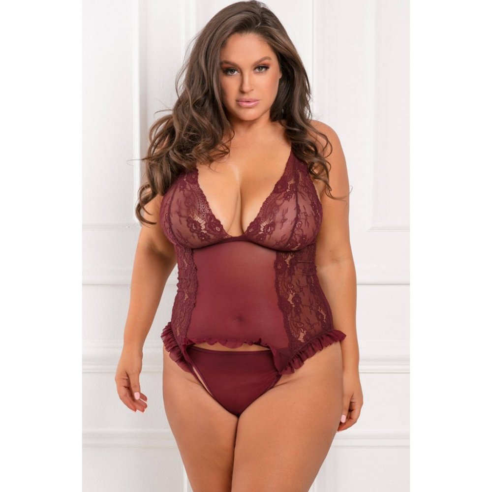Whitney Toyla in underwear