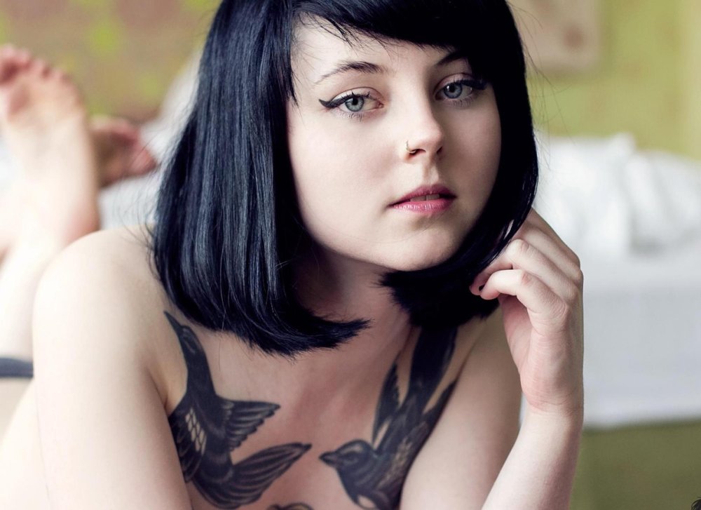 Pornstar with green hair