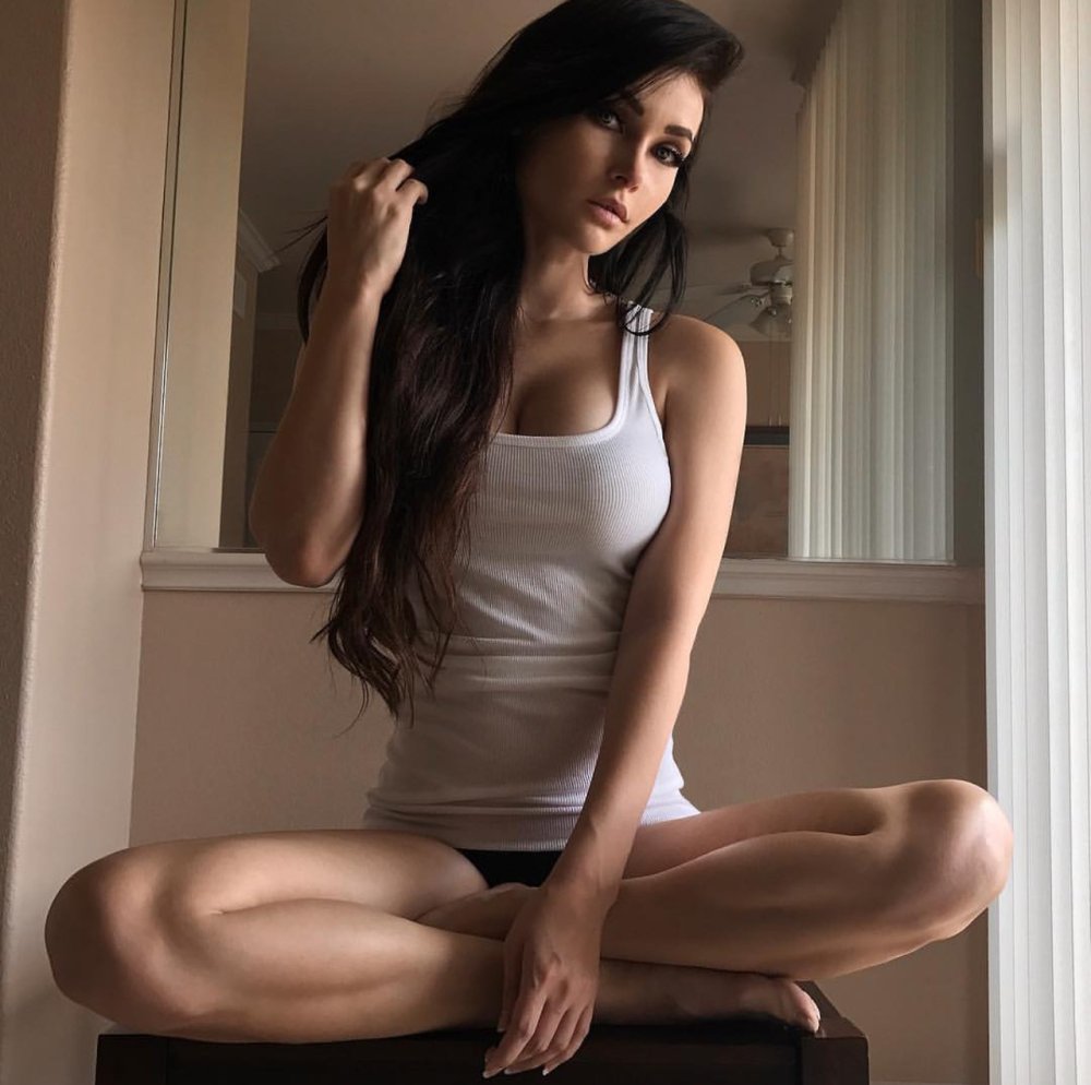 Niece Waidhofer photo shoots