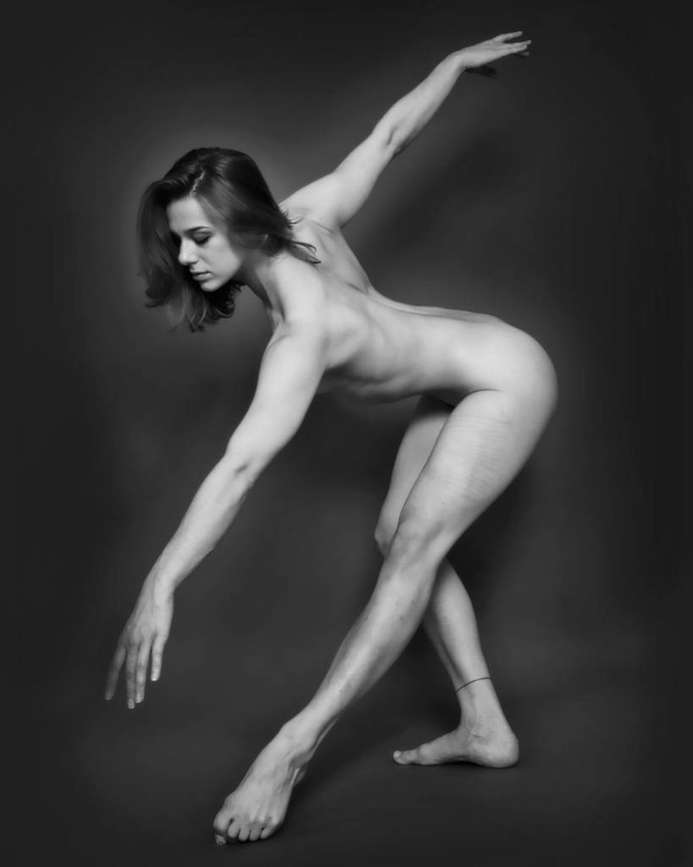 Beautiful naked dancers