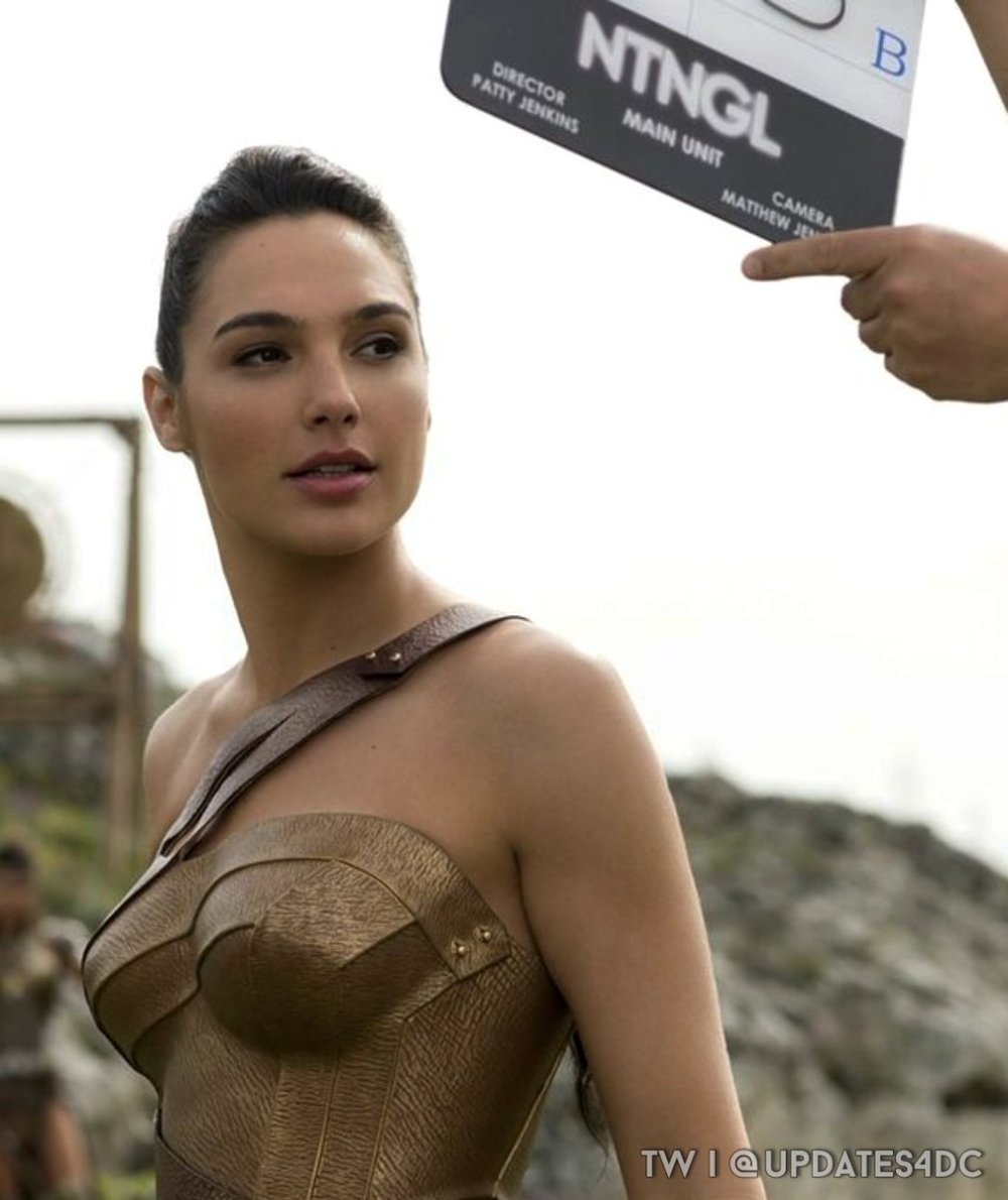 Gal Gadot Wonder Woman Skilacapsa