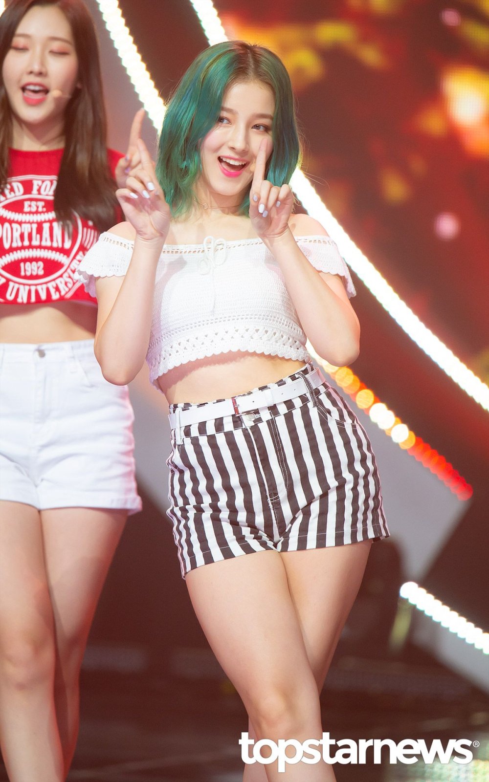 Momoland Nancy dancing VK