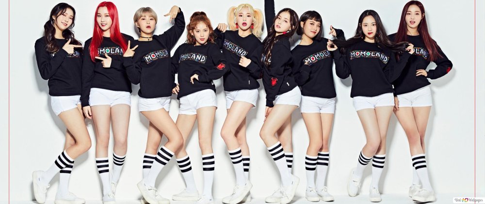 MOMOLAND REBOK NANCY