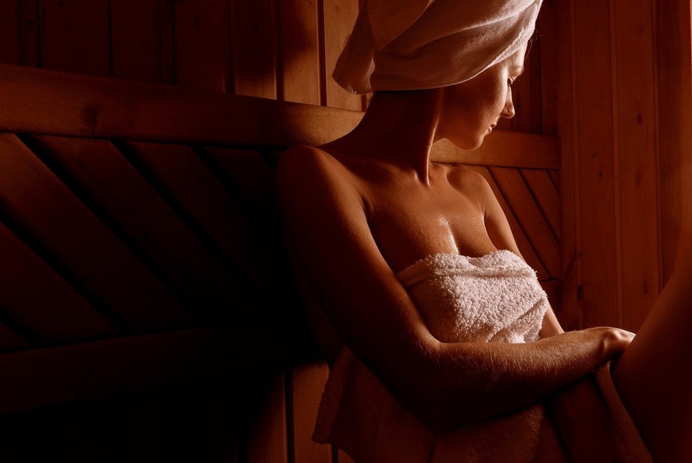 Blonde in the steam room