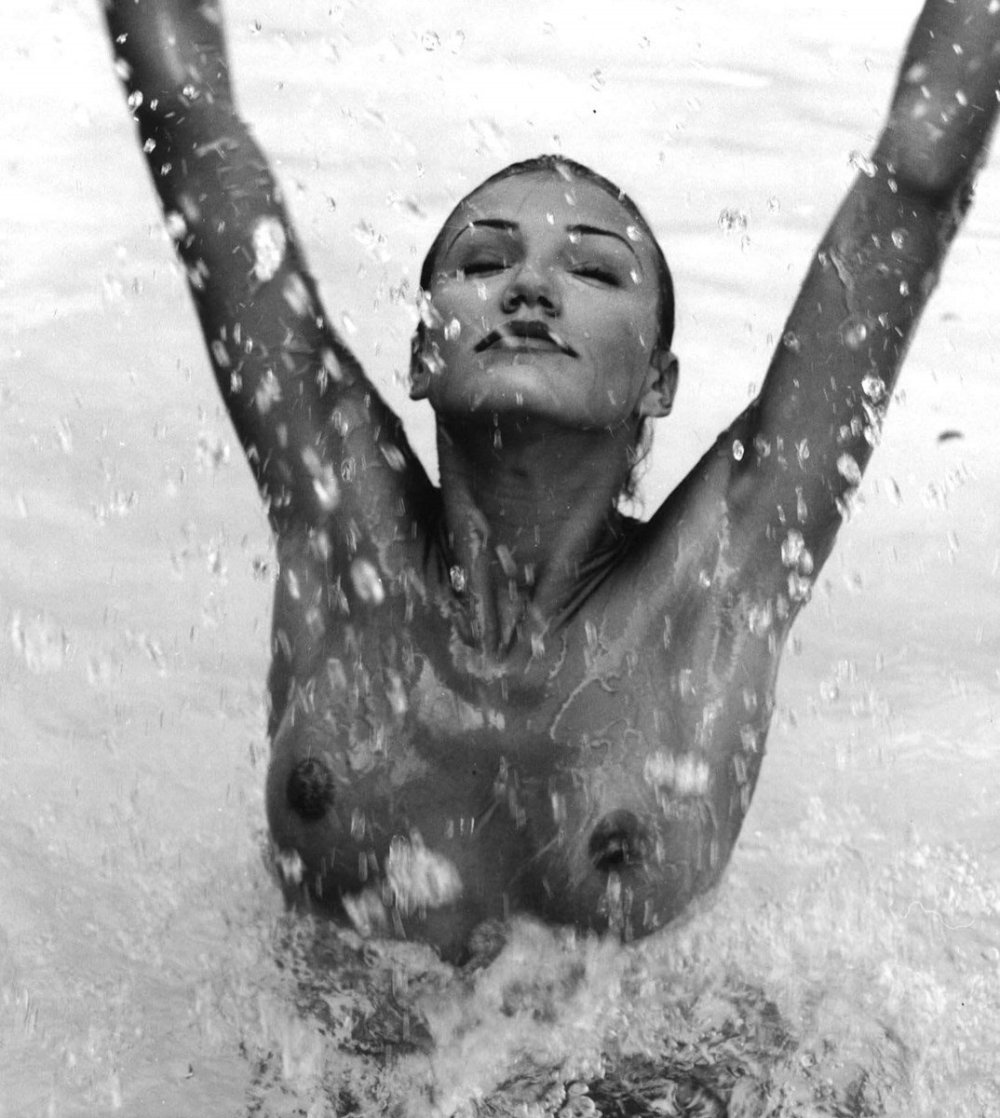 Cameron Diaz Erotic photo shoot