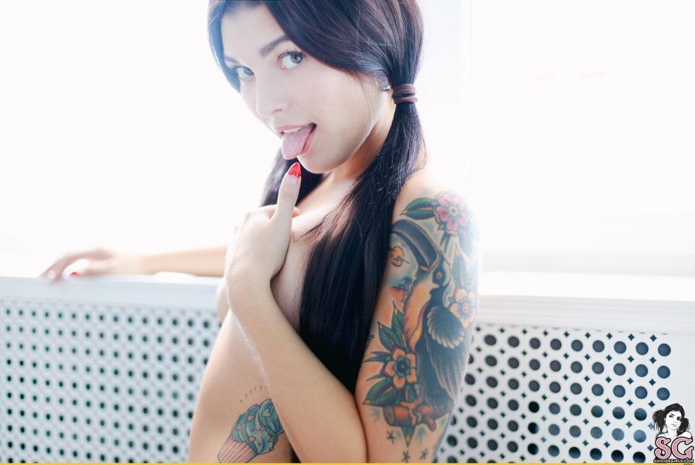 Kira Cooper Ariel SG Suicide Girl