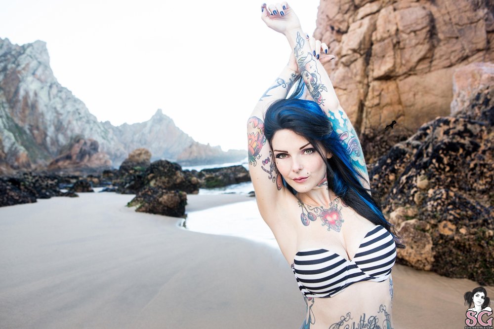 Suicide Girl Dasha