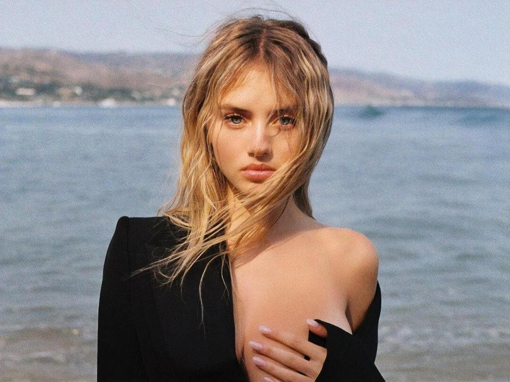 Leni 17 year old daughter Heidi