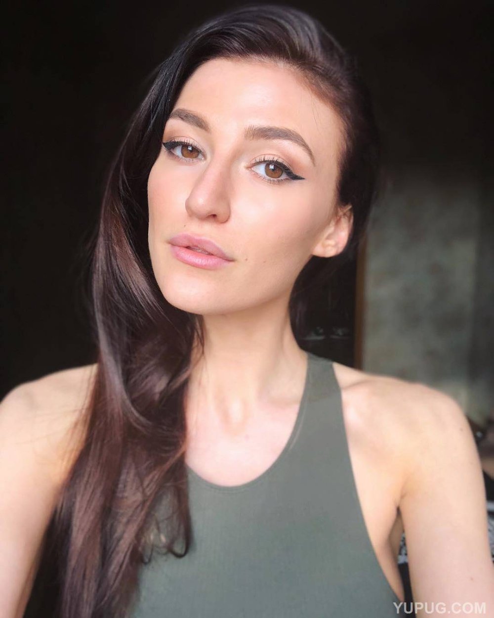 Maria Tretyakova fashion model
