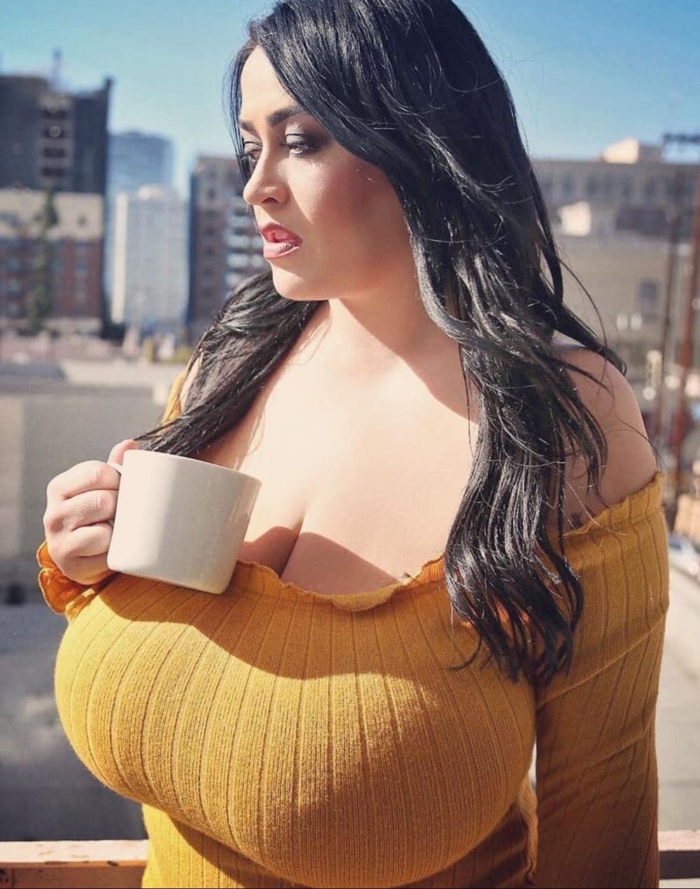 Filippins' boobs are very large