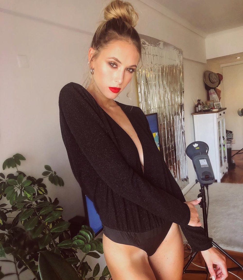 Juliana Lodzhodich is naked